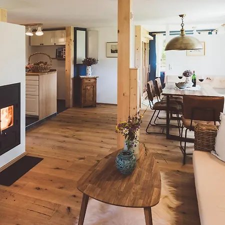 Holiday home Luxus Ferienhaus Altaussee Puchen
